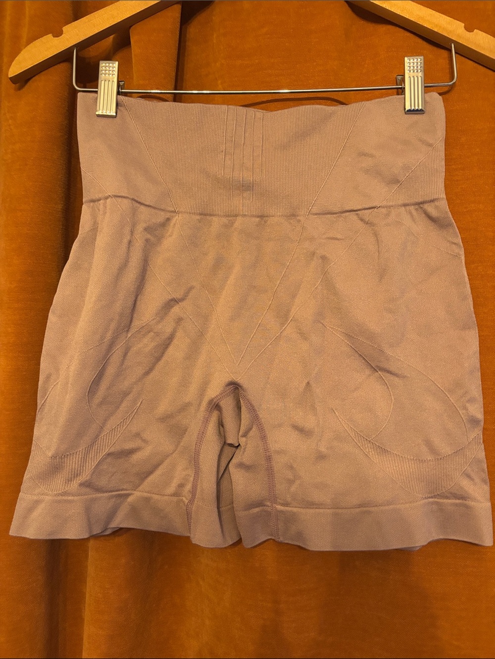 High-Waist Sculpting Shorts in Mauve - Women's Shapewear